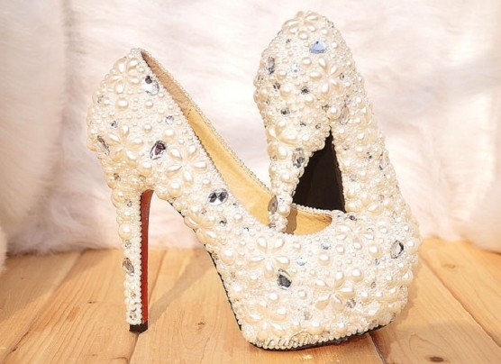 Unique Sparkling Ivory Crystal Flower Wedding Bridal Shoes Wedding ...